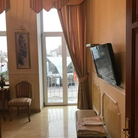Beautiful Apartment In The Center Of Winnica Zewnętrze zdjęcie