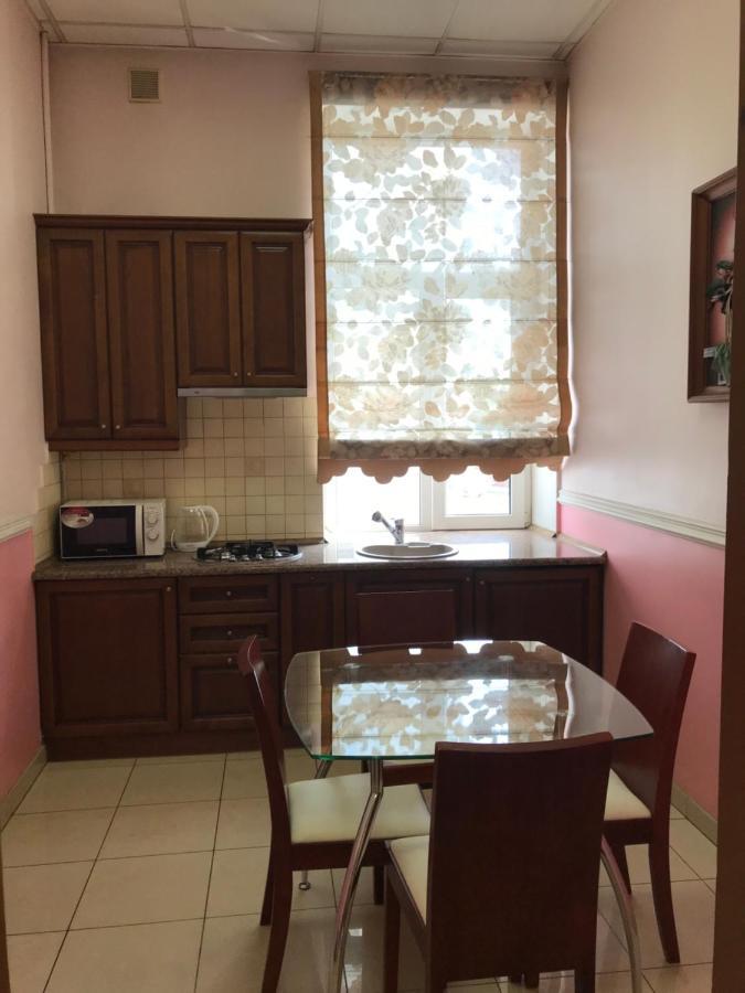 Beautiful Apartment In The Center Of Winnica Zewnętrze zdjęcie