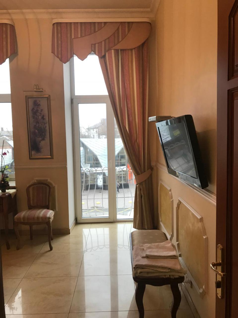 Beautiful Apartment In The Center Of Winnica Zewnętrze zdjęcie